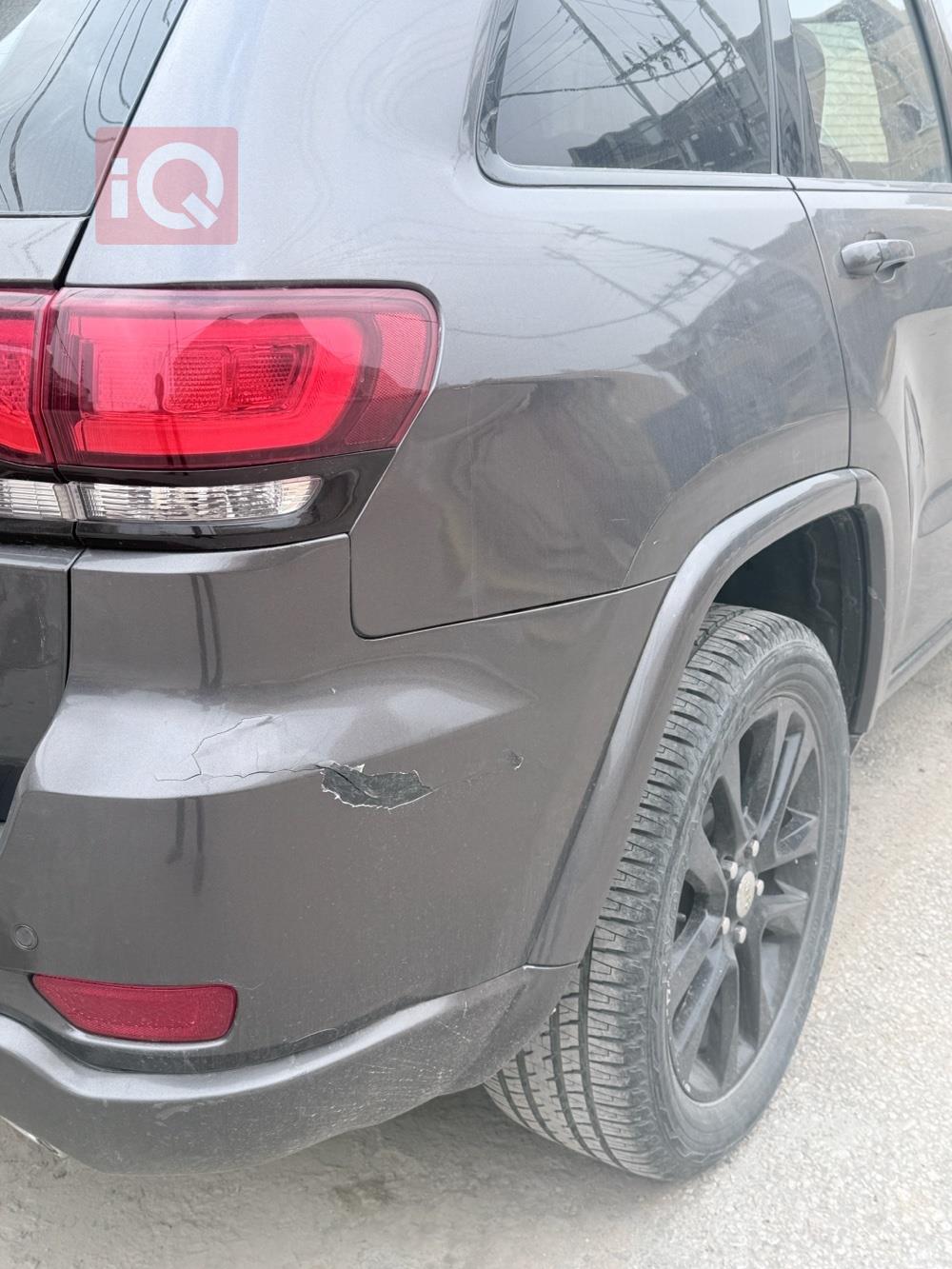 جيب جراند شيروكي